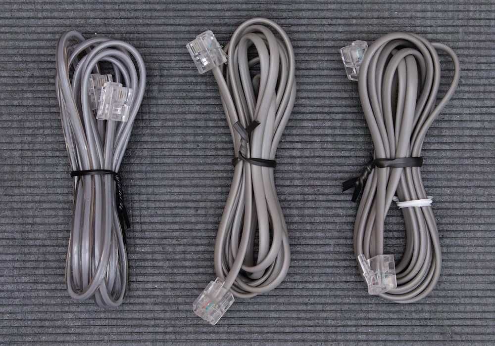 3 ADSL-сплиттера + кабели RJ11 1,8 м