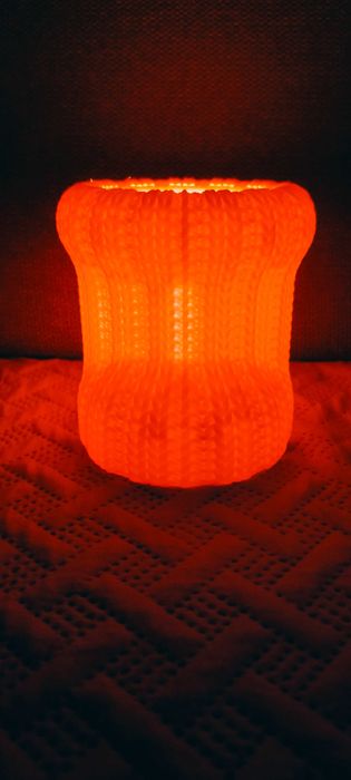 Dekoracyjny wazon / osłonka 3D