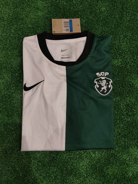 Camisola Stromp Sporting CP s/ publicidades - M