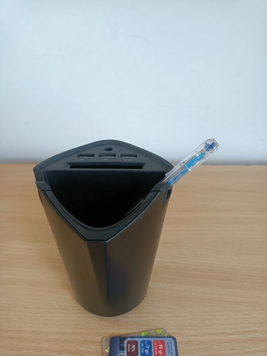 Organizer uchwyt na telefon ładowarka USB