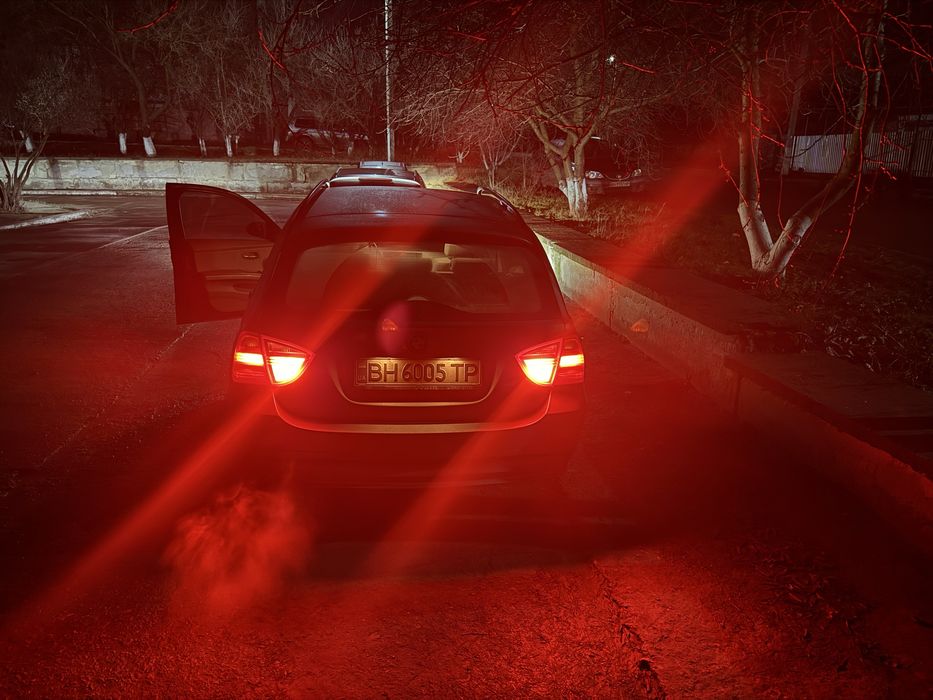 Продам BMW 320 e91