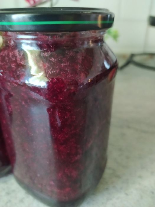 Джем з чорної смородини, варення з полуниці та малини