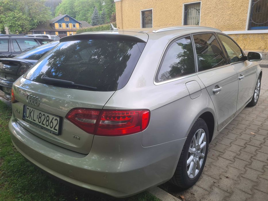 samochód osobowy audi A4 TDI