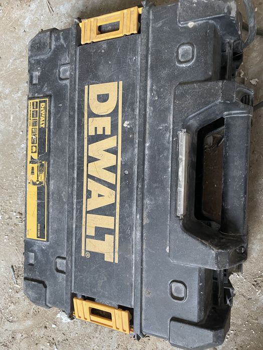 Інструмент девольт