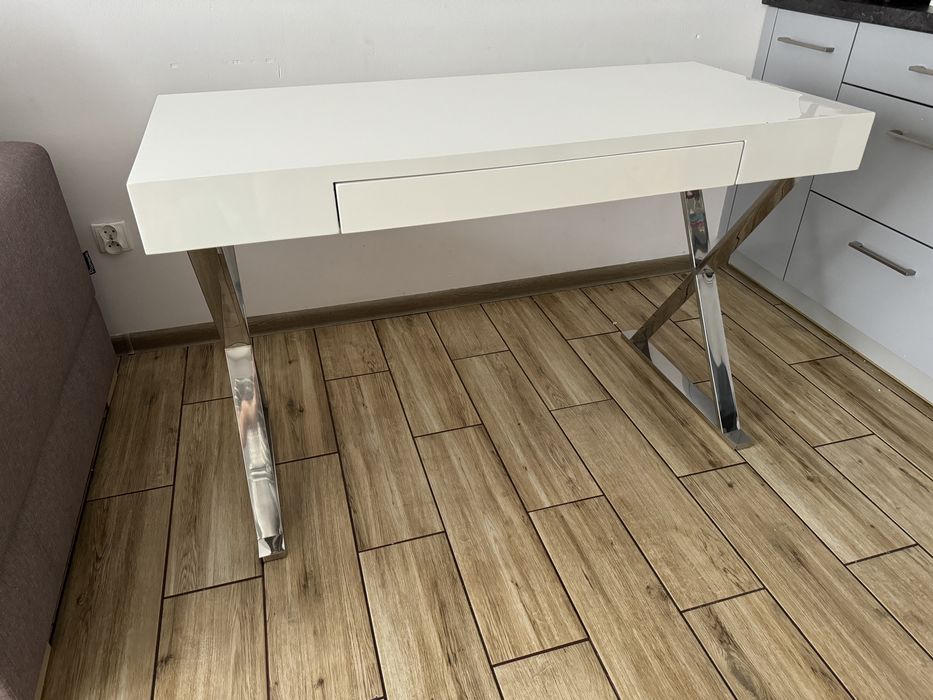 Toaletka lakierowana biała 120x55, biurko z szufladą
