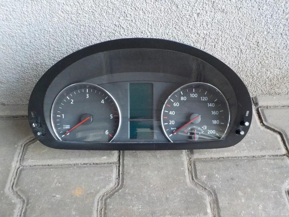 VW CRAFTER 2.0 TDI LICZNIK PRĘDKOŚCIOMIERZ 2E0920845G 9069002600