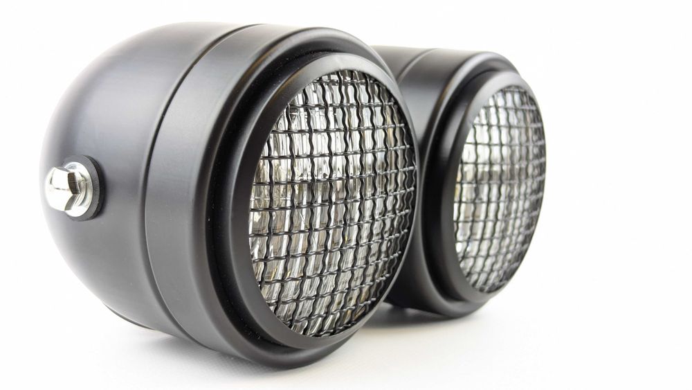 Подвійна металева мото фара з галогенками H4 та габаритом