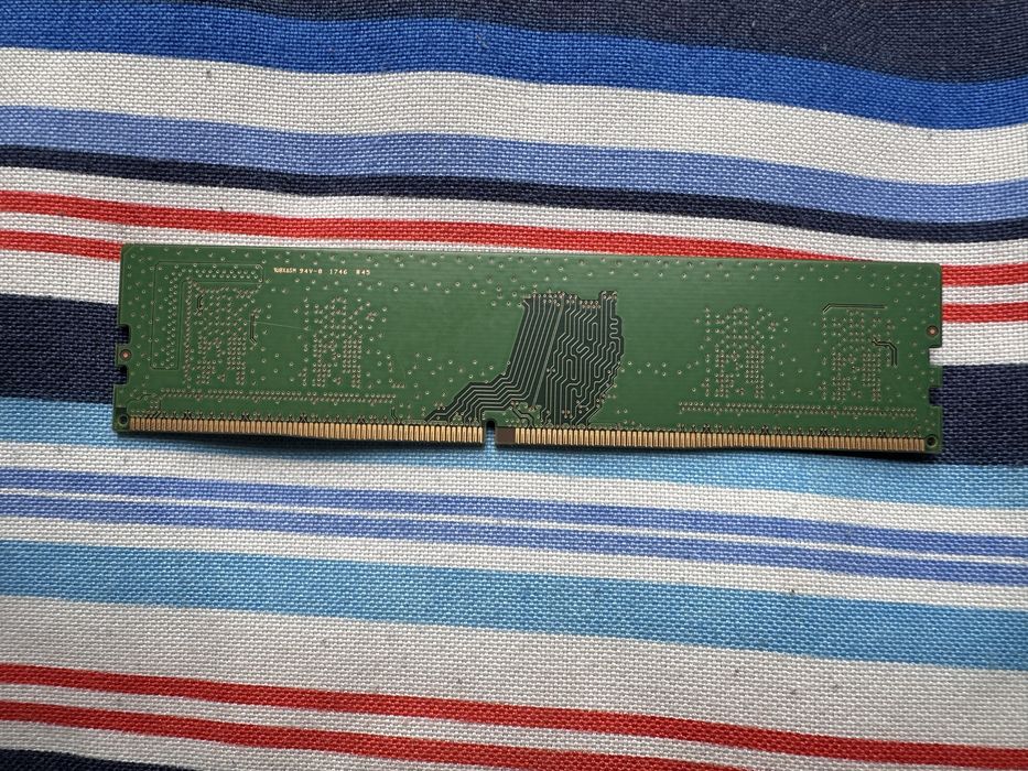 Оперативна память Самсунг 4 гб