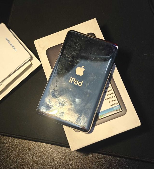 Apple iPod Classic 160GB MB150 — повний комплект