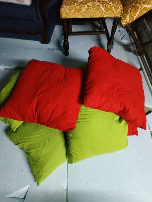 8 almofadas com enchimento