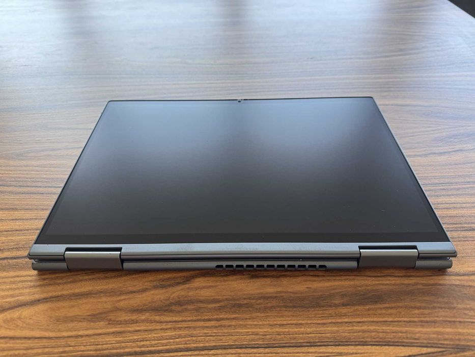 Lenovo ThinkPad (ecra rachado sem macha) X1 Yoga Gen 6 Tátil 360º i5 11ª Ger 16GB 512GB SSD
