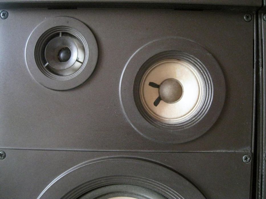Акустична система schneider  8027 LS