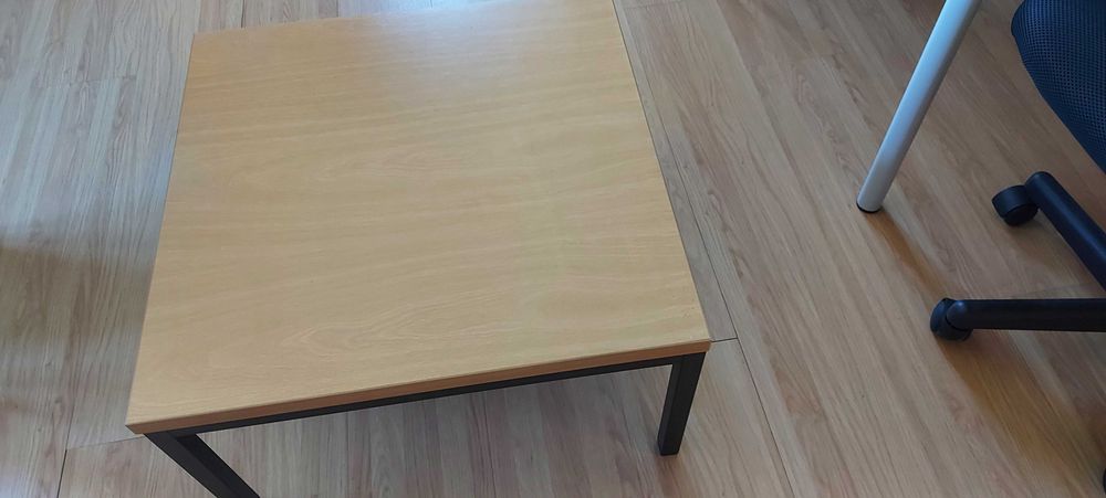 Mesa de apoio escritório