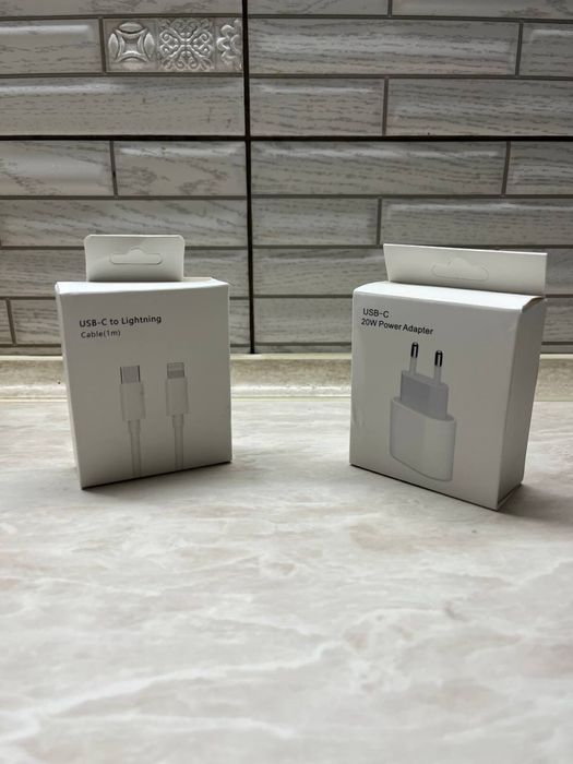 Зарядний пристрій для Айфону