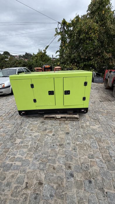 Gerador     37,5 kVA