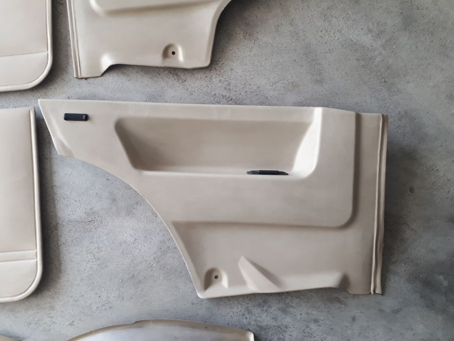 Forras/ quartelas das portas originais Opel Corsa-A GT Mk1 três portas