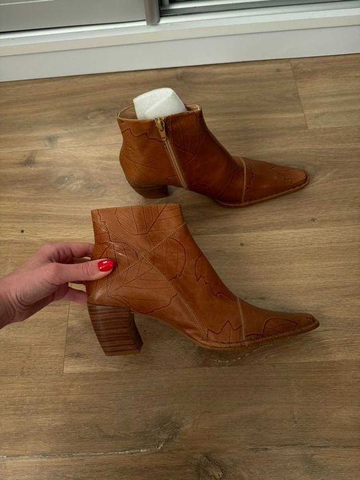 стильные демисезонные ботильоны ботинки козаки полусапожки 38 размер