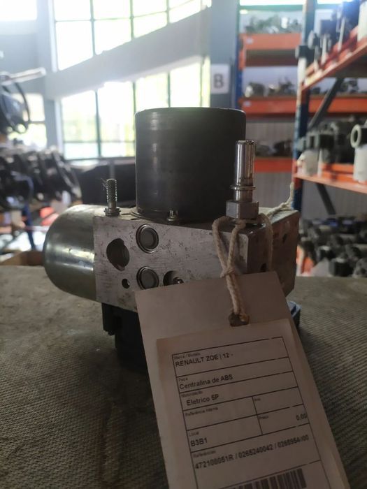 CENTRALINA DE ABS RENAULT ZOE / 472108051R
