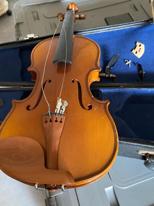 Violino crianca para reparar