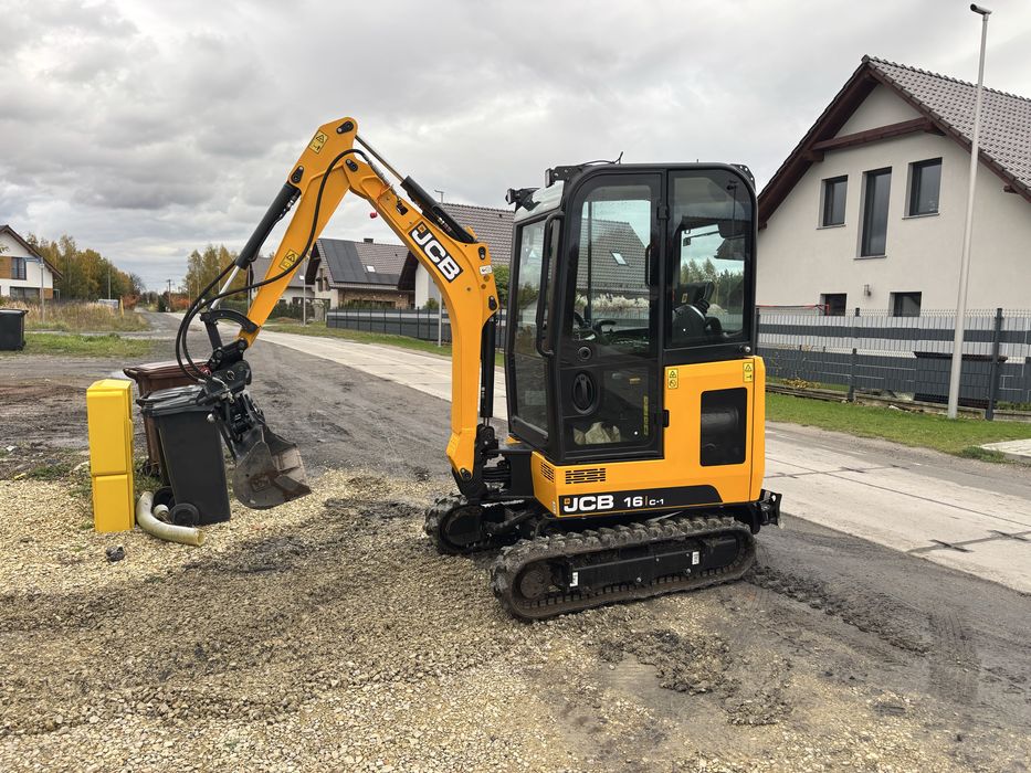 Usługi minikoparka, 1.8 ton koparka obrotowa 15ton wywrotki,kruszywa