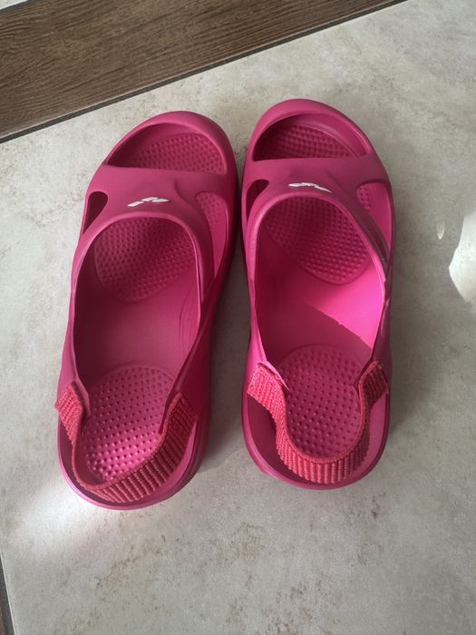 Тапочки Arena Softy kids 24/25