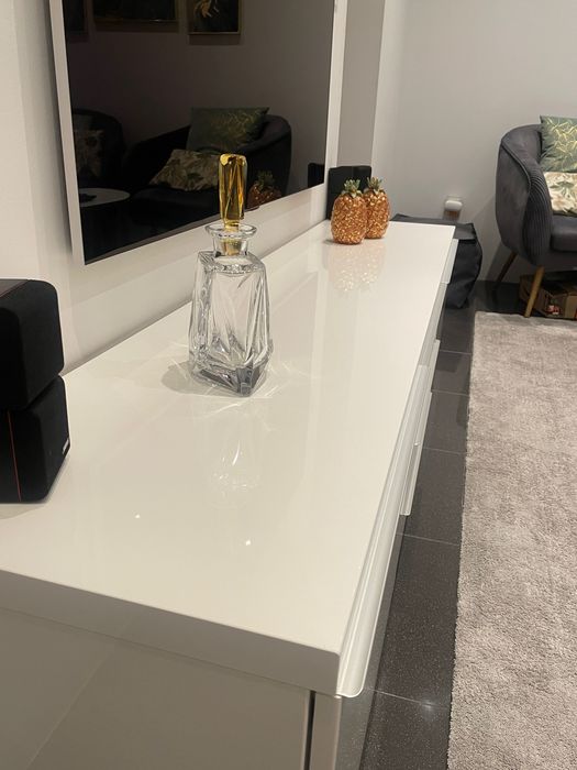 Móvel TV BESTÅ BURS - Ikea (como novo)