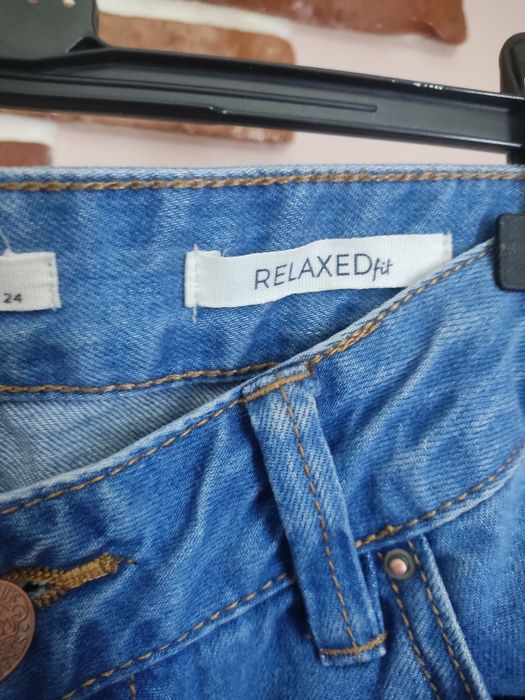 Джинси Stradivarius