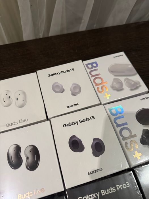Нові бездротові навушники Samsung Galaxy Buds/Buds+/Buds 2/Live/Pro/2