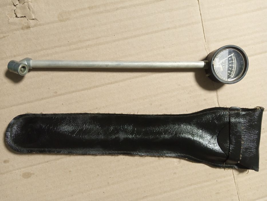 Універсальний FOOT PUMP