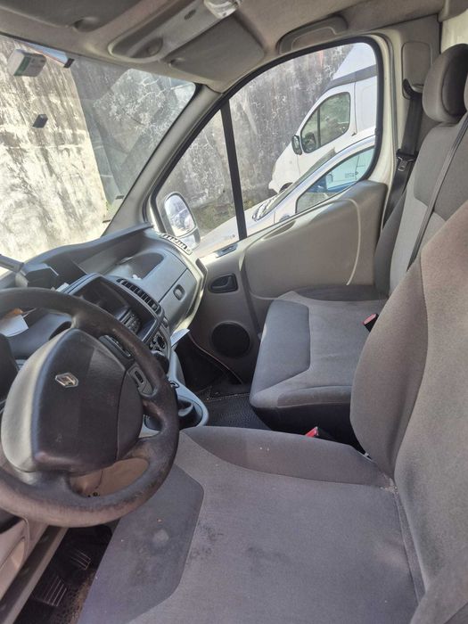 Carrinha Renault Trafic485623975673876481
