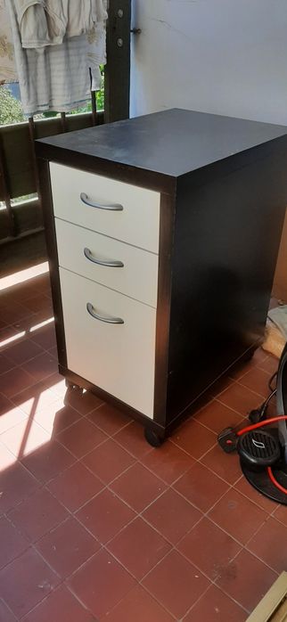 Komoda IKEA na kółkach