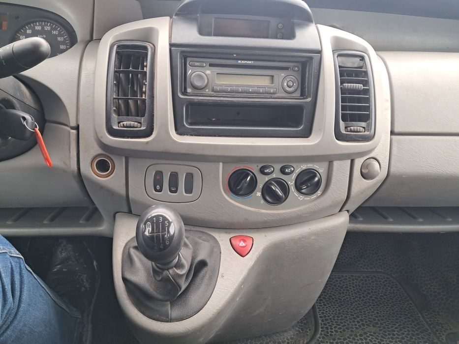 Opel Vivaro 2006