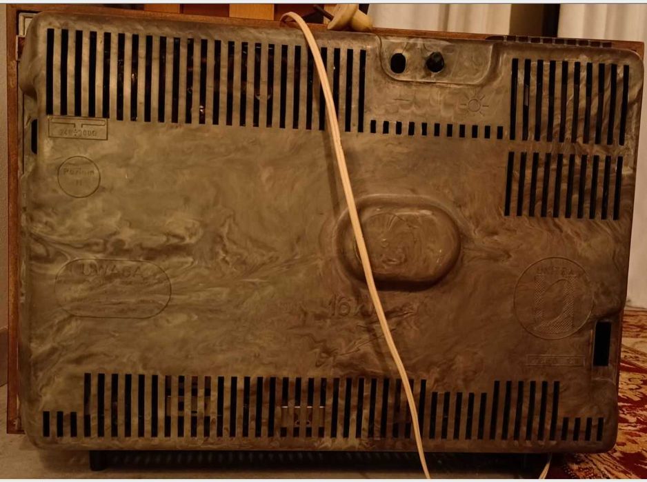 Stary zabytkowy telewizor 2 szt.