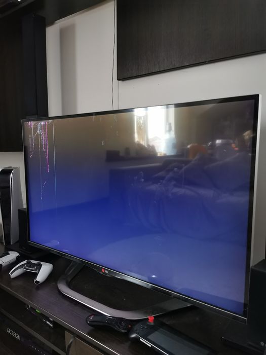 Продам телевізор LG 43"