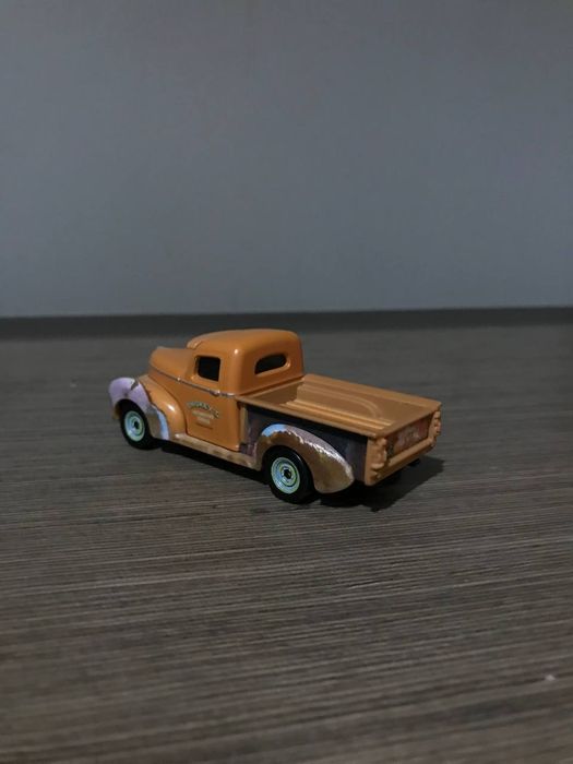 Smokey cars 3 samochód