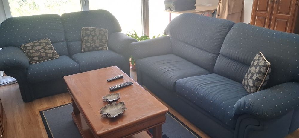 Conjunto de 2 Sofás de sala