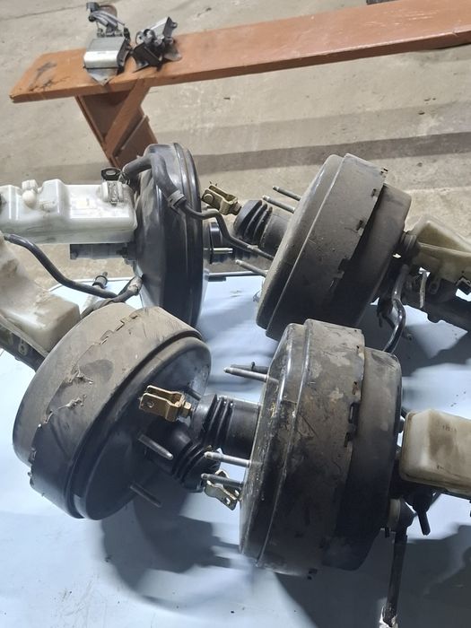 Вакуумний підсилювач гальм toyota avensis t25 0204024548, 4720005150