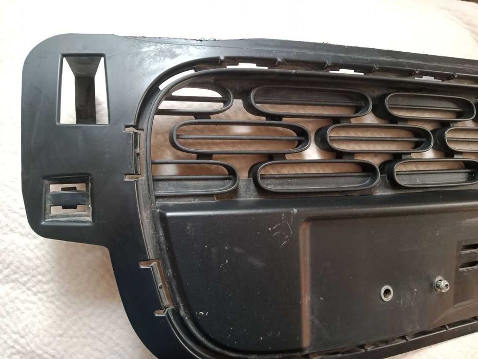 Решітка бамперу переднього Citroen C3