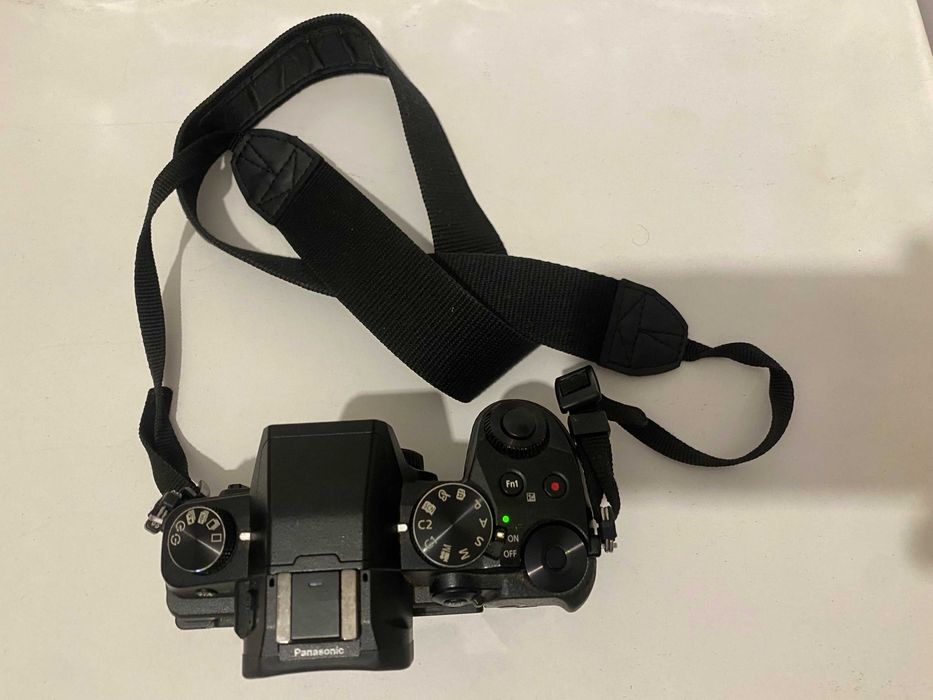 Panasonic Lumix DMC-G80 + Extras