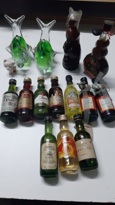 Garrafas de licor para coleção