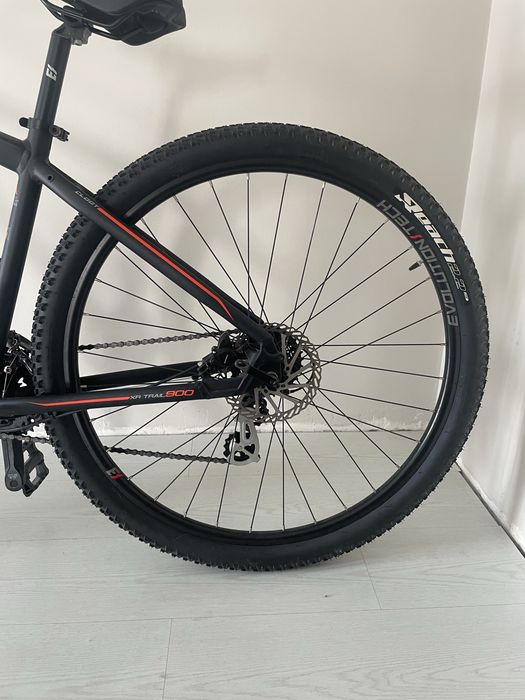 Bicicleta BTT pneu 29