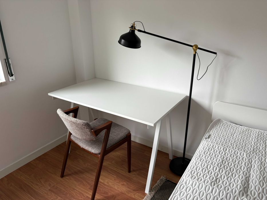 Alugo quartos com varanda no Lumiar