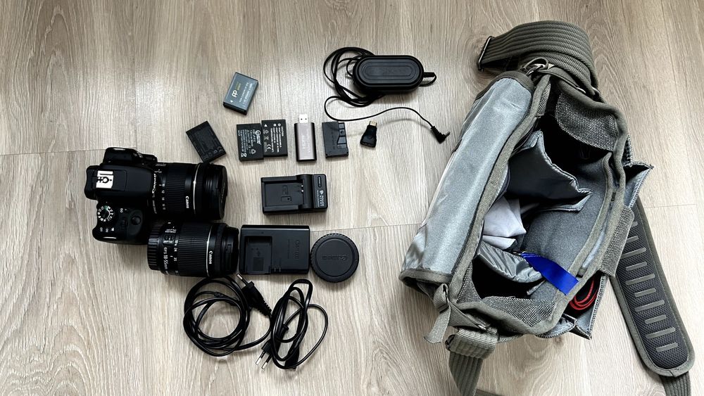 Canon EOS 100D body + 2 обєктива (10-18мм та 18-55)