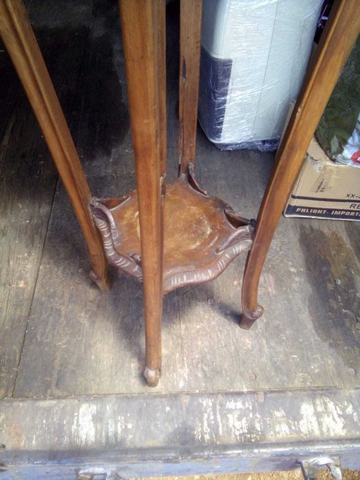 Mobiliário/Colunas Madeira séc XIX