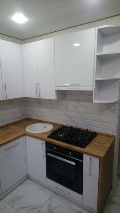 Кухни, шкафы-купэ, прихожие и другая корпусная мебель.