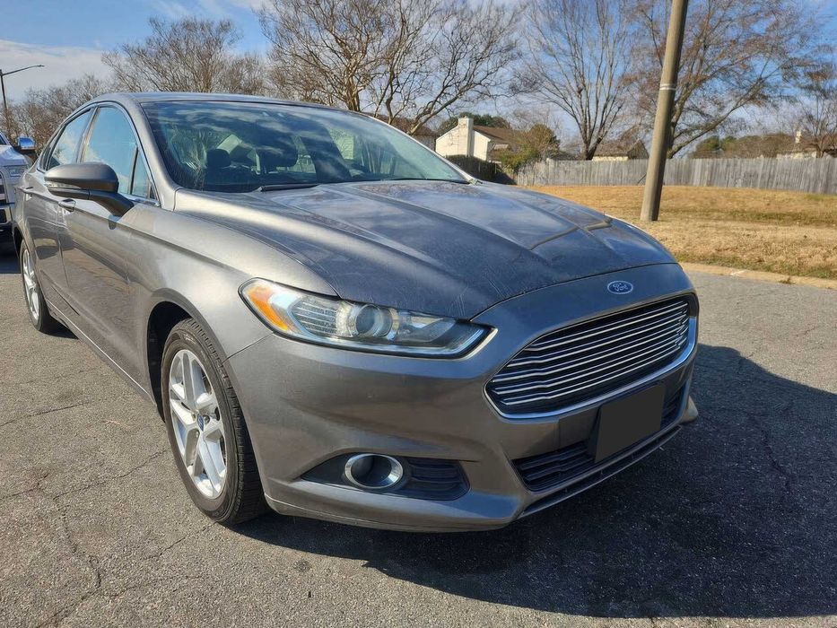Ford Fusion      2013
