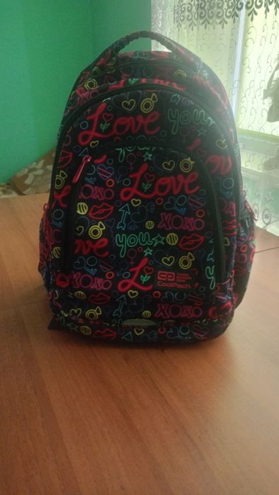 Шкільний рюкзак для дівчат. Фірма CoolPack Виміри: (41х31,5х15 см )