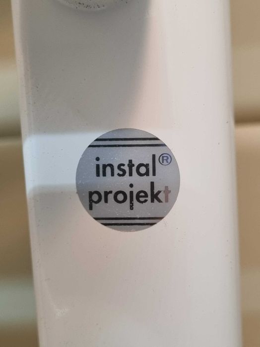 Grzejnik łazienkowy Instal Projekt standard  60/90 biały używany