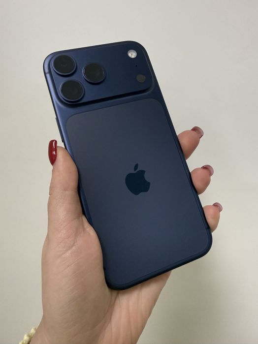 Iphone 17 Pro max blue e-sim НЕ АКТИВОВАНИЙна офіційній гарантії