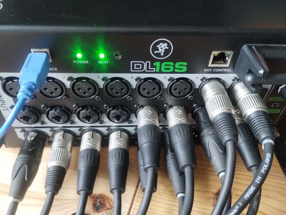 Mackie DL16S mikser pro audio (jak Behringer XR18 czy Soundcraft Ui16)